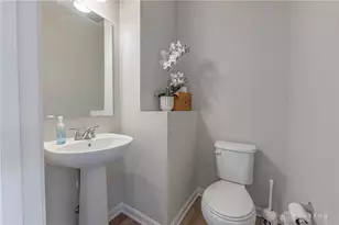 1128 Heathgate Wy, Fairborn, OH 45324 - Photo 10