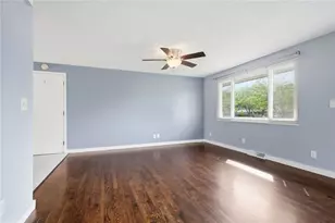 1015 Romanus Dr, Vandalia, OH 45377 - Photo 6