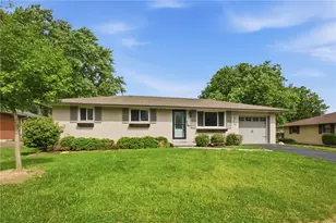 1015 Romanus Dr, Vandalia, OH 45377 - Photo 4