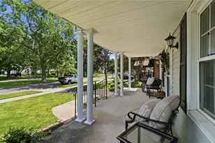338 Forrer Blvd, Oakwood, OH 45419 - Photo 14