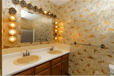 657 White Oak Drive, Springfield Twp, OH 45504 - Photo 14