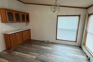 12209 Hartford Ave, Medway, OH 45341 - Photo 8