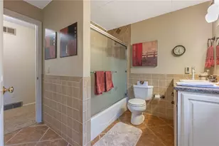 542 Crestgrove Ave, Vandalia, OH 45377 - Photo 16