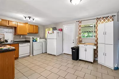 5926 Chambersburg Road, Huber Heights, OH 45424 - Photo 10
