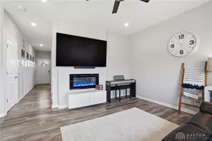 5355 Windbrooke Dr, Tipp City, OH 45371 - Photo 8