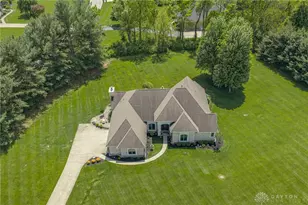 2811 River Edge Cir, Sugarcreek Twp, OH 45370 - Photo 2