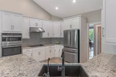 2811 River Edge Circle, Sugarcreek Twp, OH 45370 - Photo 14
