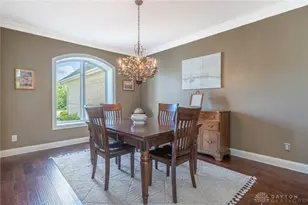2811 River Edge Cir, Sugarcreek Twp, OH 45370 - Photo 10