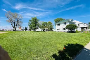 205 E Main St, Union City, OH 45390 - Photo 8