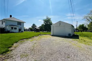 205 E Main St, Union City, OH 45390 - Photo 10
