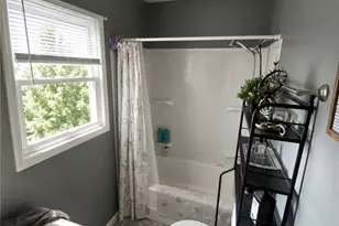 6967 Sennett St, Dayton, OH 45414 - Photo 14