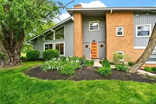 9750 Ariadne Trail, Washington Twp, OH 45458 - Photo 4