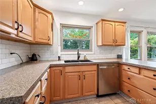 9750 Ariadne Trail, Washington Twp, OH 45458 - Photo 14