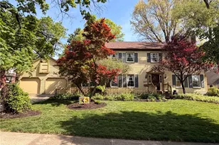 317 Greenmount Blvd, Oakwood, OH 45419 - Photo 1
