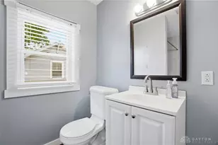 1046 Shakespeare Ave, Dayton, OH 45402 - Photo 32