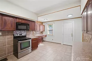 1046 Shakespeare Ave, Dayton, OH 45402 - Photo 22