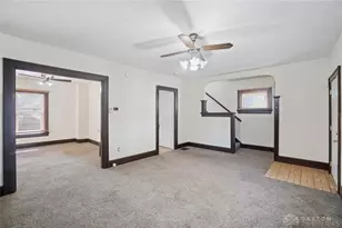 1046 Shakespeare Ave, Dayton, OH 45402 - Photo 14