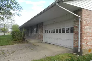 327 Reichard Dr, Vandalia, OH 45377 - Photo 8