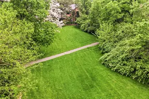 849 Lincoln Woods Ct, Kettering, OH 45429 - Photo 2