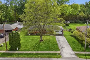440 S Xenia Dr, Enon Vlg, OH 45323 - Photo 2