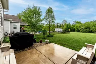 1914 Meadowsweet Dr, Turtlecreek Twp, OH 45036 - Photo 46