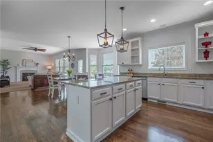 1205 Settler's Bay Ct, Sugarcreek Twp, OH 45305 - Photo 16