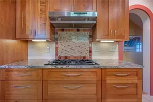 158 E Dixon Ave, Oakwood, OH 45419 - Photo 16