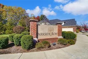 803 Brownstone Row, Springboro, OH 45066 - Photo 2