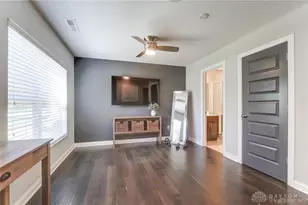 803 Brownstone Row, Springboro, OH 45066 - Photo 6