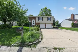 4199 White Hawk Ct, Beavercreek, OH 45430 - Photo 4