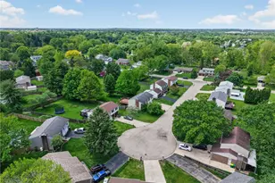 4199 White Hawk Ct, Beavercreek, OH 45430 - Photo 2