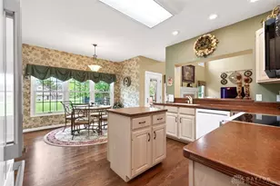 1111 Chisolm Trail, Washington Twp, OH 45458 - Photo 18