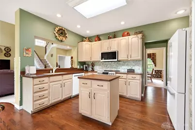 1111 Chisolm Trail, Washington Twp, OH 45458 - Photo 22
