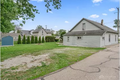 24 N Limestone Street, Jamestown Vlg, OH 45335 - Photo 30