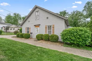 24 N Limestone St, Jamestown Vlg, OH 45335 - Photo 2