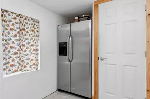 24 N Limestone St, Jamestown Vlg, OH 45335 - Photo 8