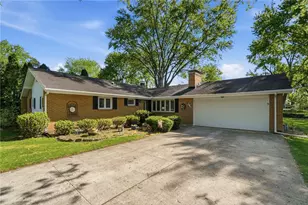 2701 Blue Rock Dr, Beavercreek, OH 45434 - Photo 6