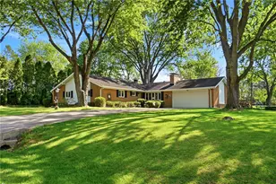 2701 Blue Rock Dr, Beavercreek, OH 45434 - Photo 2