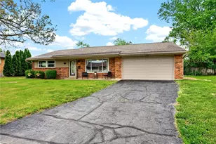 1003 Heathwood Dr, Englewood, OH 45322 - Photo 2