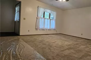 1141 W Brixton Dr, Springfield, OH 45503 - Photo 6