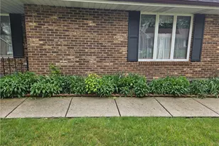 1141 W Brixton Dr, Springfield, OH 45503 - Photo 2