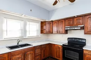 44 S Harbine Ave, Dayton, OH 45403 - Photo 22