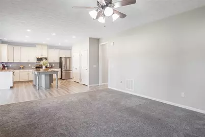 433 Buckingham Place, Beavercreek Twp, OH 45385 - Photo 18