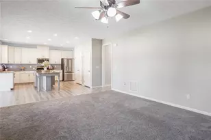 433 Buckingham Pl, Beavercreek Twp, OH 45385 - Photo 18