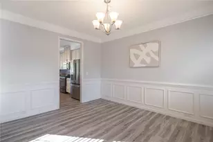 433 Buckingham Pl, Beavercreek Twp, OH 45385 - Photo 6