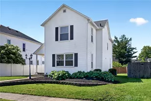 922 Wheeler St, Troy, OH 45373 - Photo 2