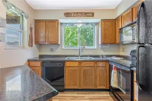 500 Waterfront Pl, Washington Twp, OH 45458 - Photo 8