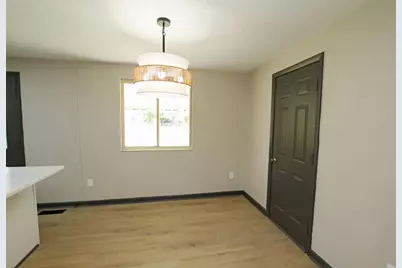 5917 Summersweet Drive, Clayton, OH 45315 - Photo 8