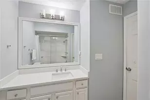 1924 Washington South Dr, Washington Twp, OH 45458 - Photo 18