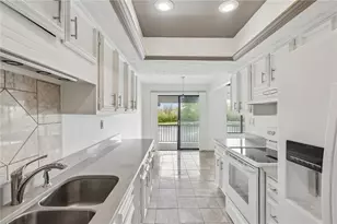 1924 Washington South Dr, Washington Twp, OH 45458 - Photo 16